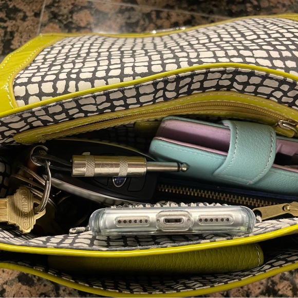 Ben De Lisi stunning green bag - Picture 8 of 9